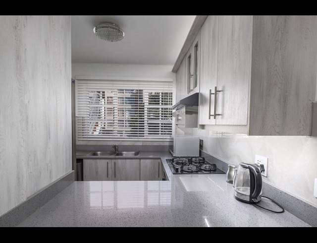 2 BEDROOM APARTMENT TO LET IN GLENWOOD